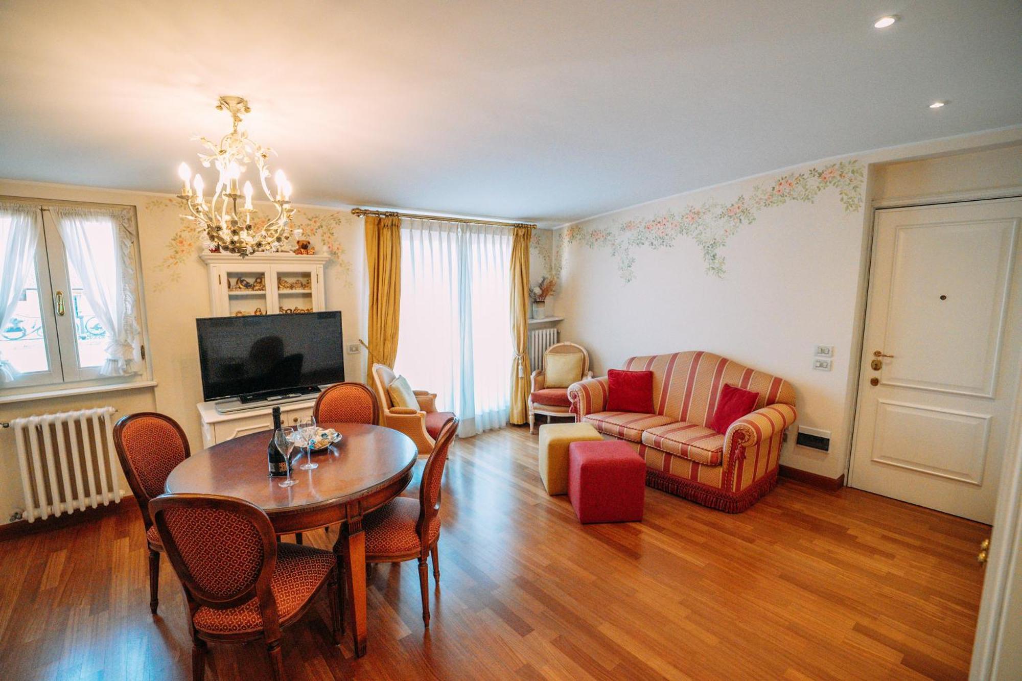 Suite Romantic Vista Lago Стреза Экстерьер фото